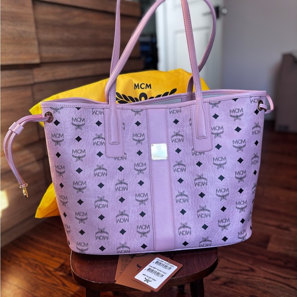 MCM Soft Pink Medium Liz Shopper - Picture 6 of 15